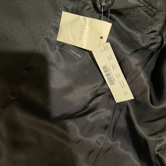 J.CREW LUDLOW TUXEDO JACKET IN ITALIAN WOOL FLANNEL. SIZE: 38/REGULAR. - Picture 2 of 5